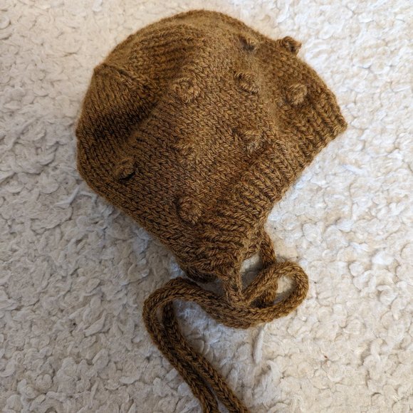 Knit baby bonnet - Picture 1 of 1